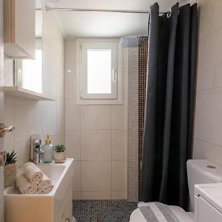 Home Inn Volos